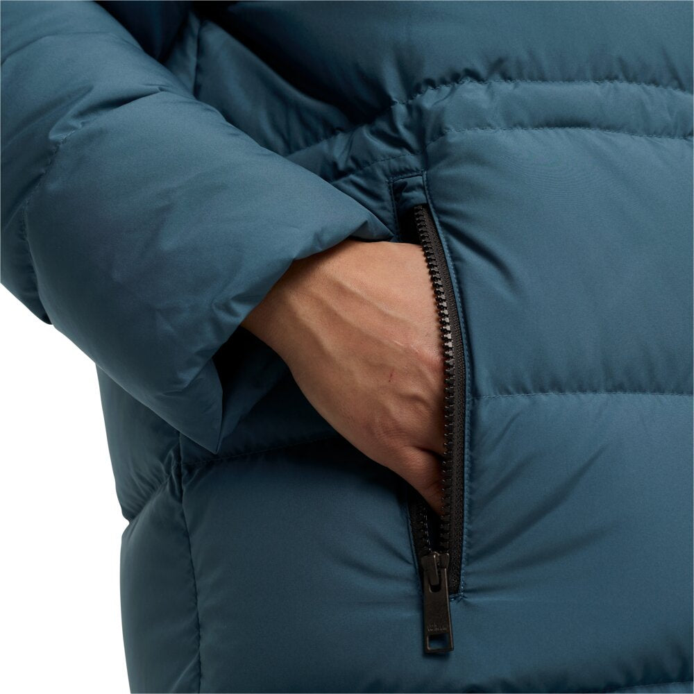 Jack Wolfskin Frozen Palace Long JKT RDS - lämmin untuvatakki kierrätysmateriaalista