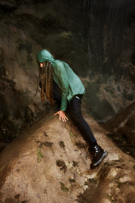 MIESTEN HIKEOUT HOUSUT