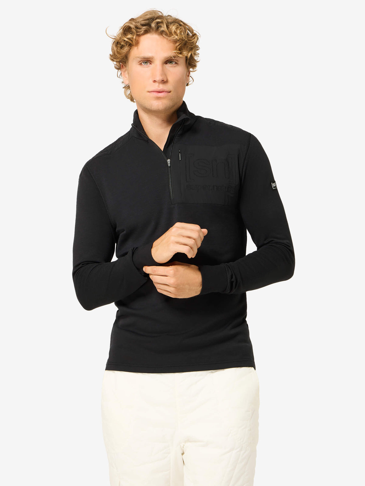 M SHOULDER GUARD 1/4 ZIP – mallin päällä
