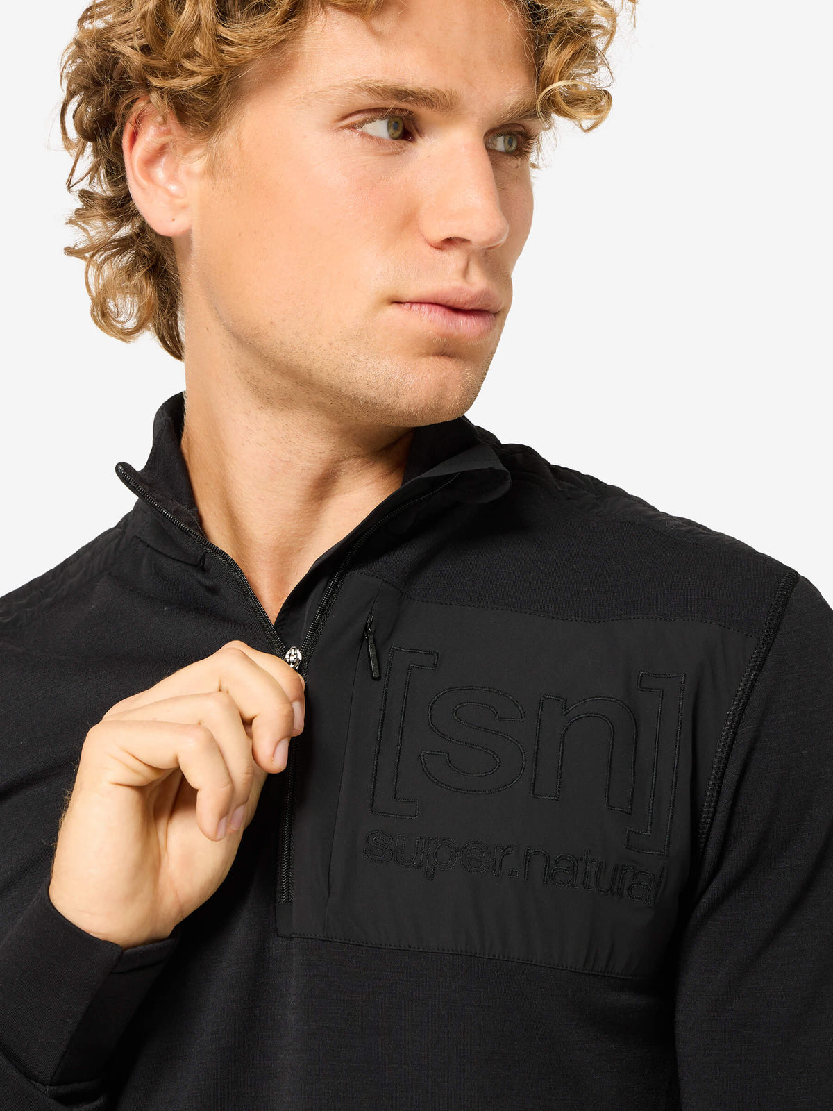 M SHOULDER GUARD 1/4 ZIP – yksityiskohta