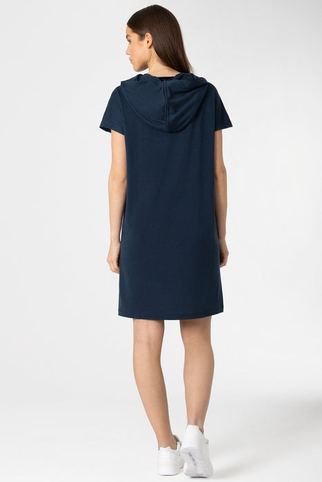 NAISTEN FUNNEL MEKKO