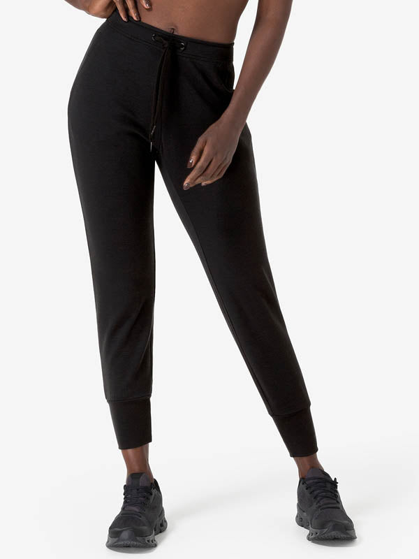 super.natural Everyday Jogg naisten merinovillaiset housut, Jet Black