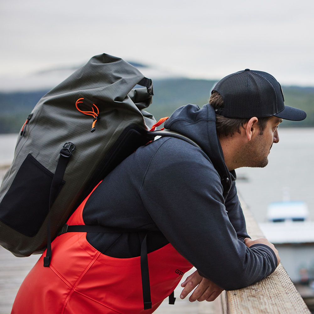 Grundéns Wayward WaterproofRoll Top reppu 38L