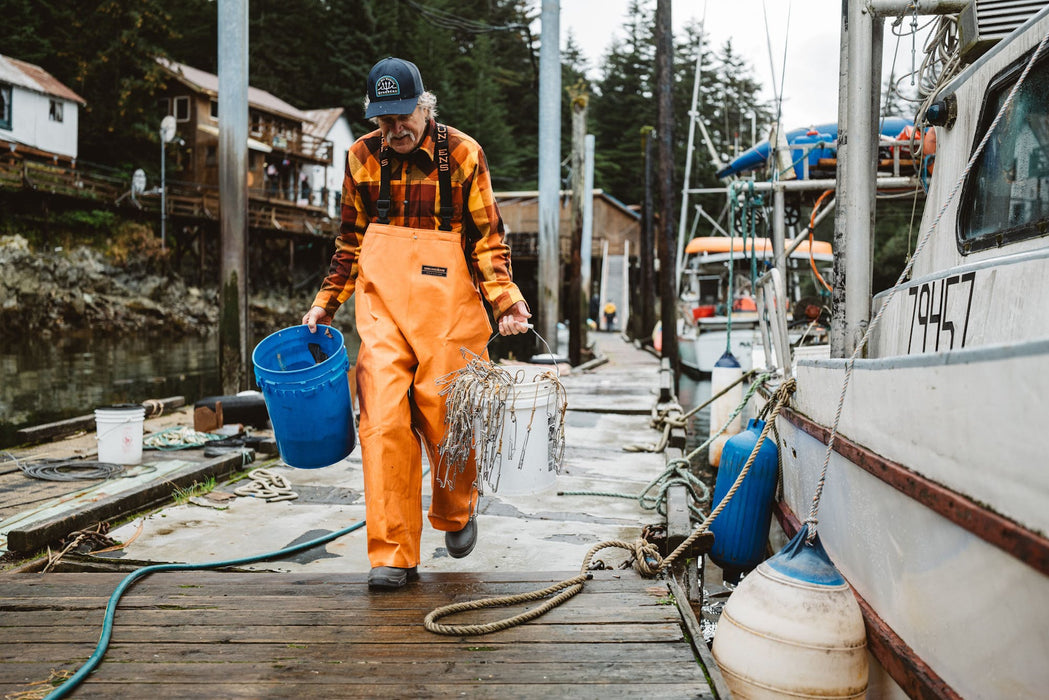 Herkules 16 Classic Fit Commercial Grade Bib