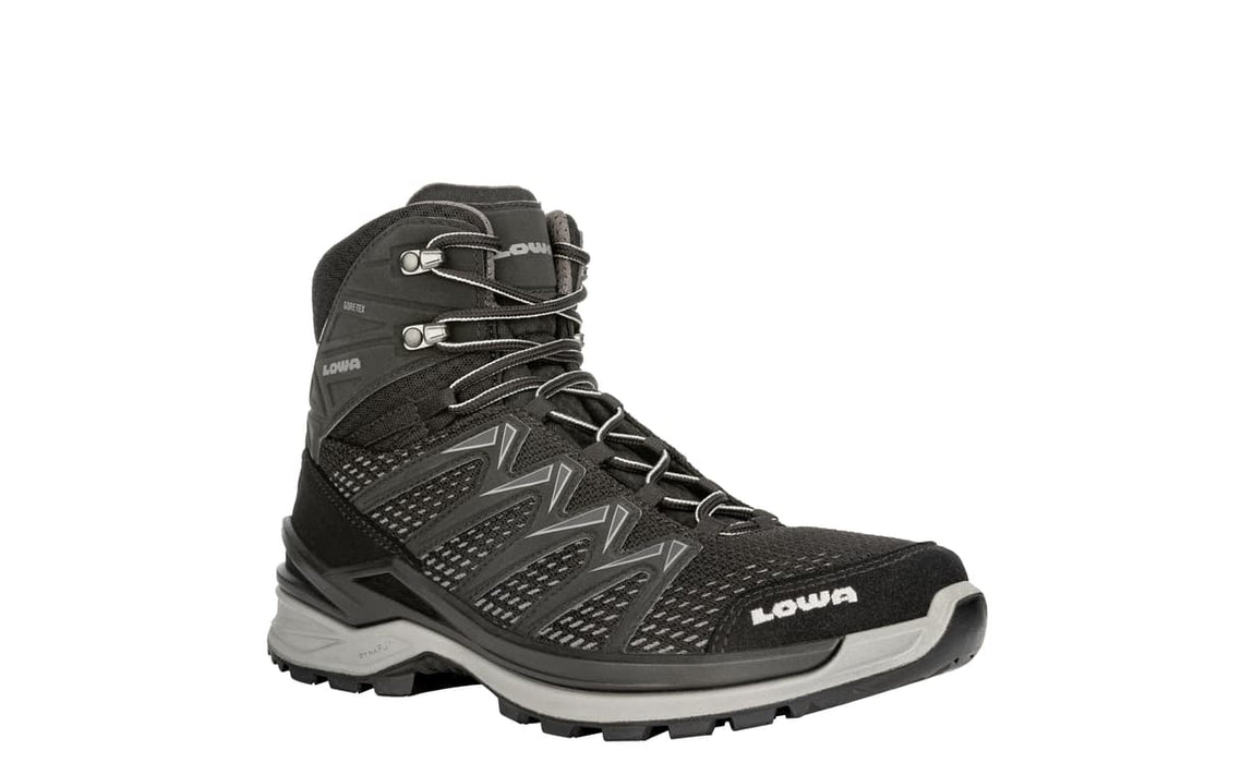 LOWA Innox PRO GTX Mid