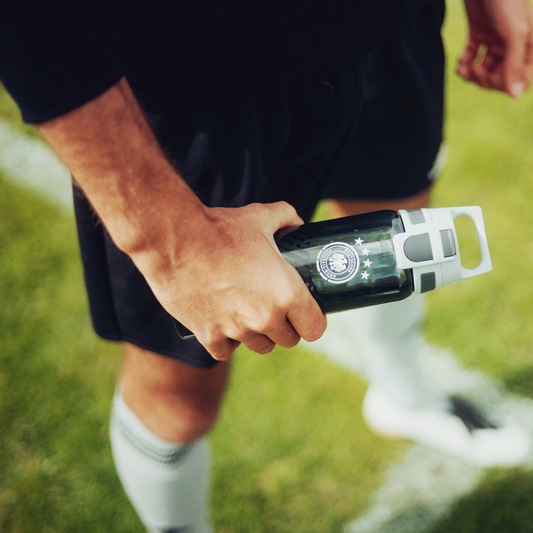 SIGG DFB TOTAL COLOR ONE TEAM 0.6L - JUOMAPULLO