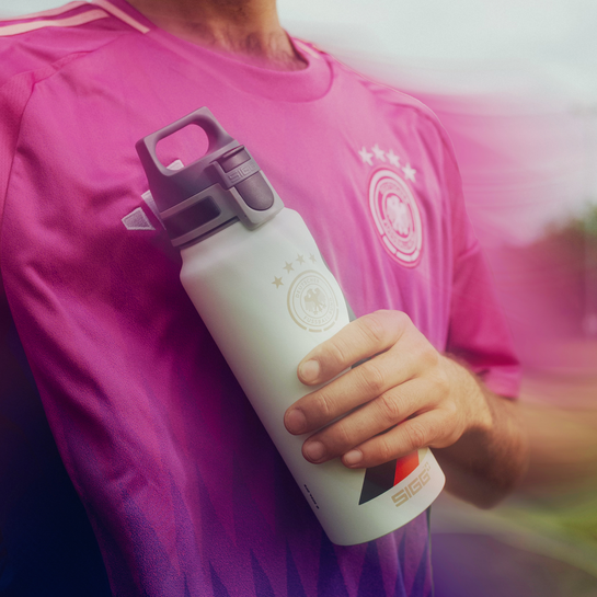 SIGG DFB TEAM WMB ONE 1L - JUOMAPULLO