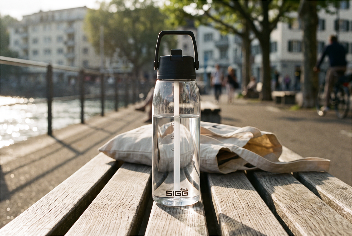 SIGG Total Color FLIP Transparent 1 L tunnelmakuva