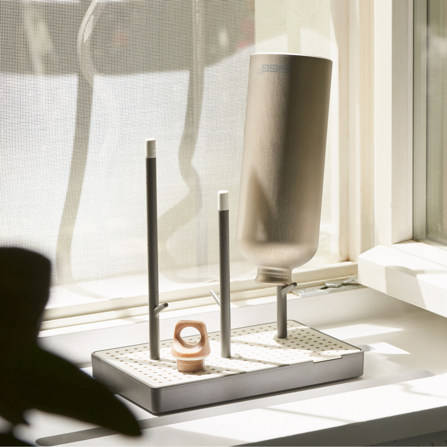 SIGG ELARA – fiksu tapa kuivata juomapullot