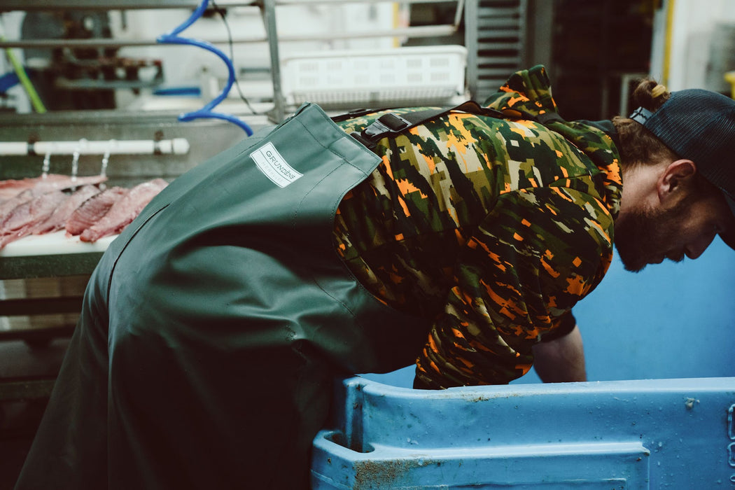 Herkules 16 Classic Fit Commercial Grade Bib