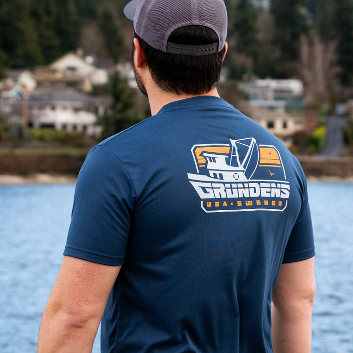 Commercial Boat technical t-shirt