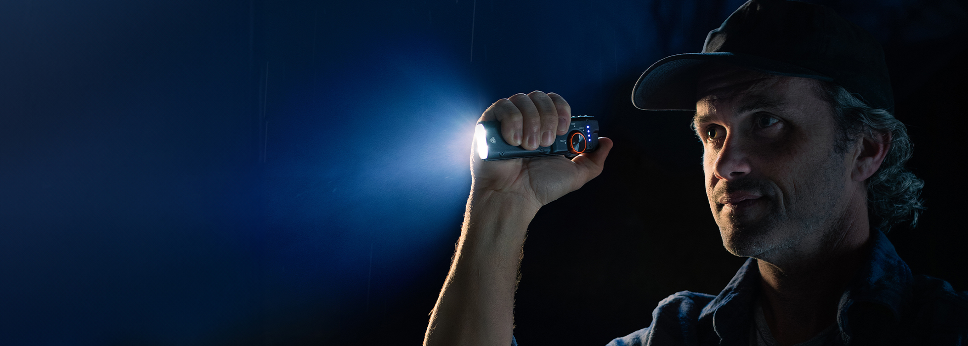 Edge 2K käsivalaisin