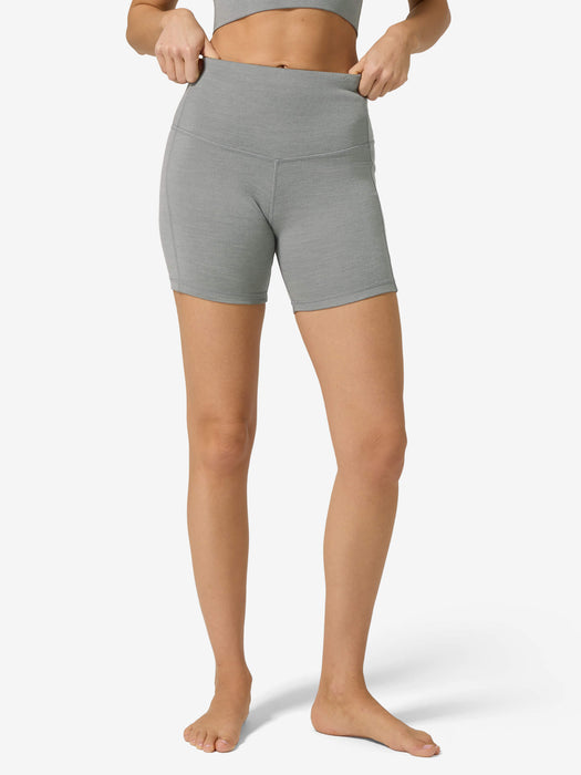 NAISTEN LIQUID FLOW SHORTSIT