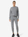 Naisten Krissini Sweater -paita, väri Cashmere Grey Melange – yksityiskohta mallin päällä