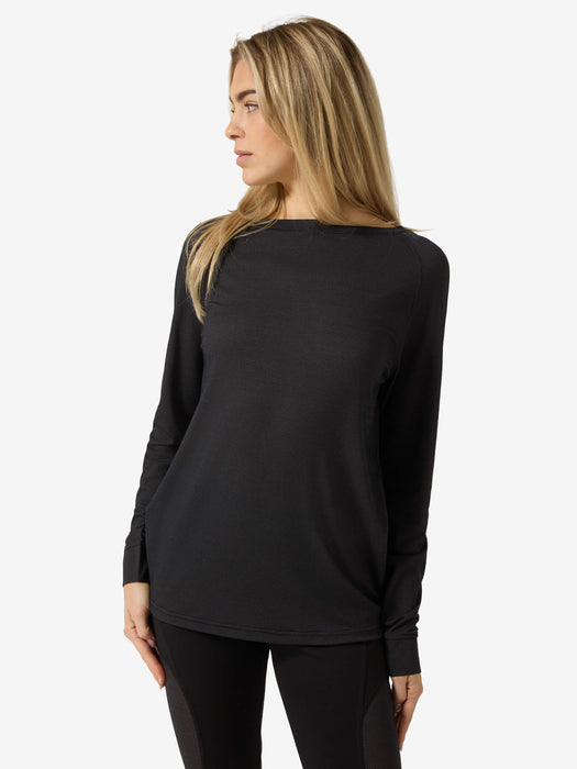 NAISTEN LEISURE AIR PITKÄHIHAINEN PAITA