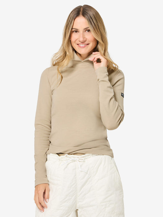 W SPLIT BRUSH TURTLENECK – mallin päällä