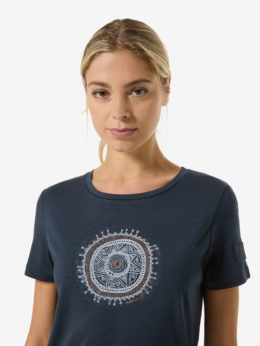 NAISTEN YANTRA BIO J TEE T-PAITA